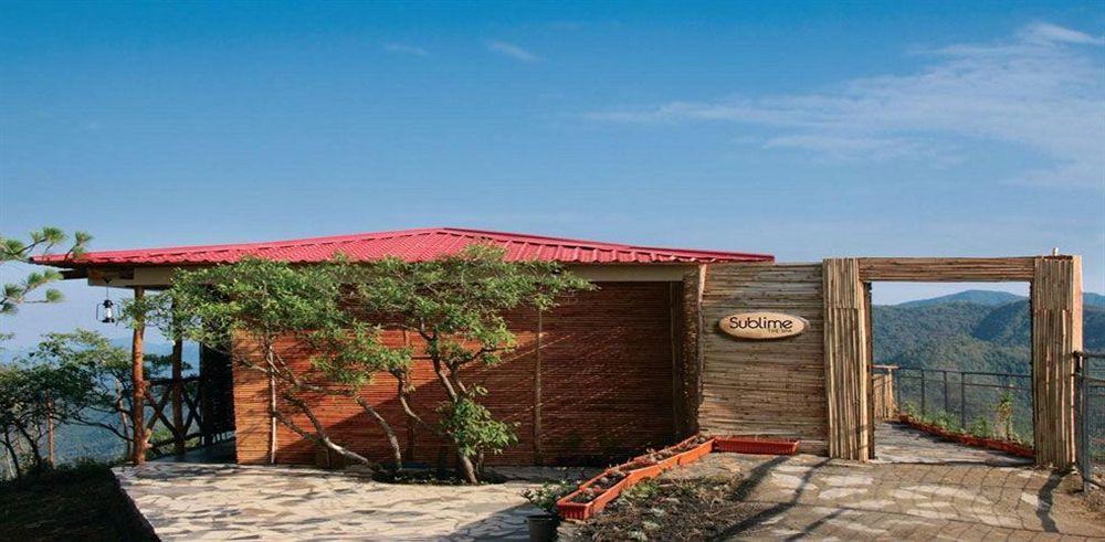 Aamod Resort Shimla Exterior foto